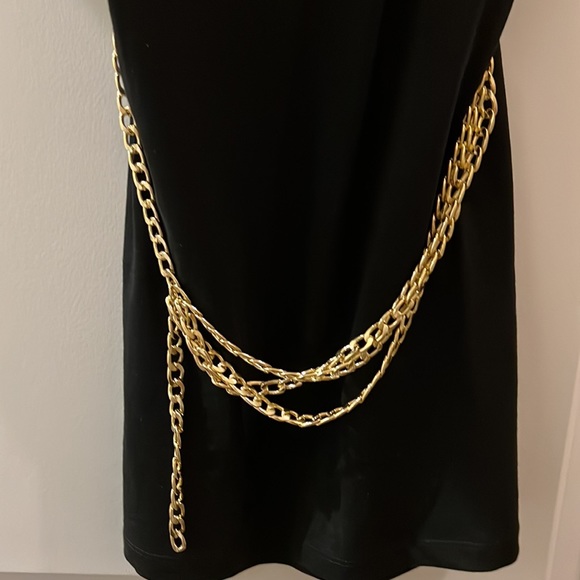 River Island Chain Belted Shoulder Dress - Picture 5 of 5